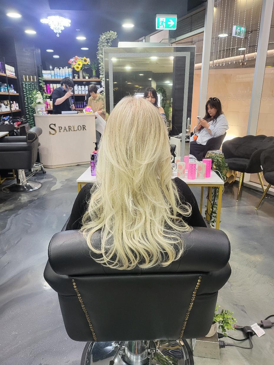 S PARLOR HAIR photo 3