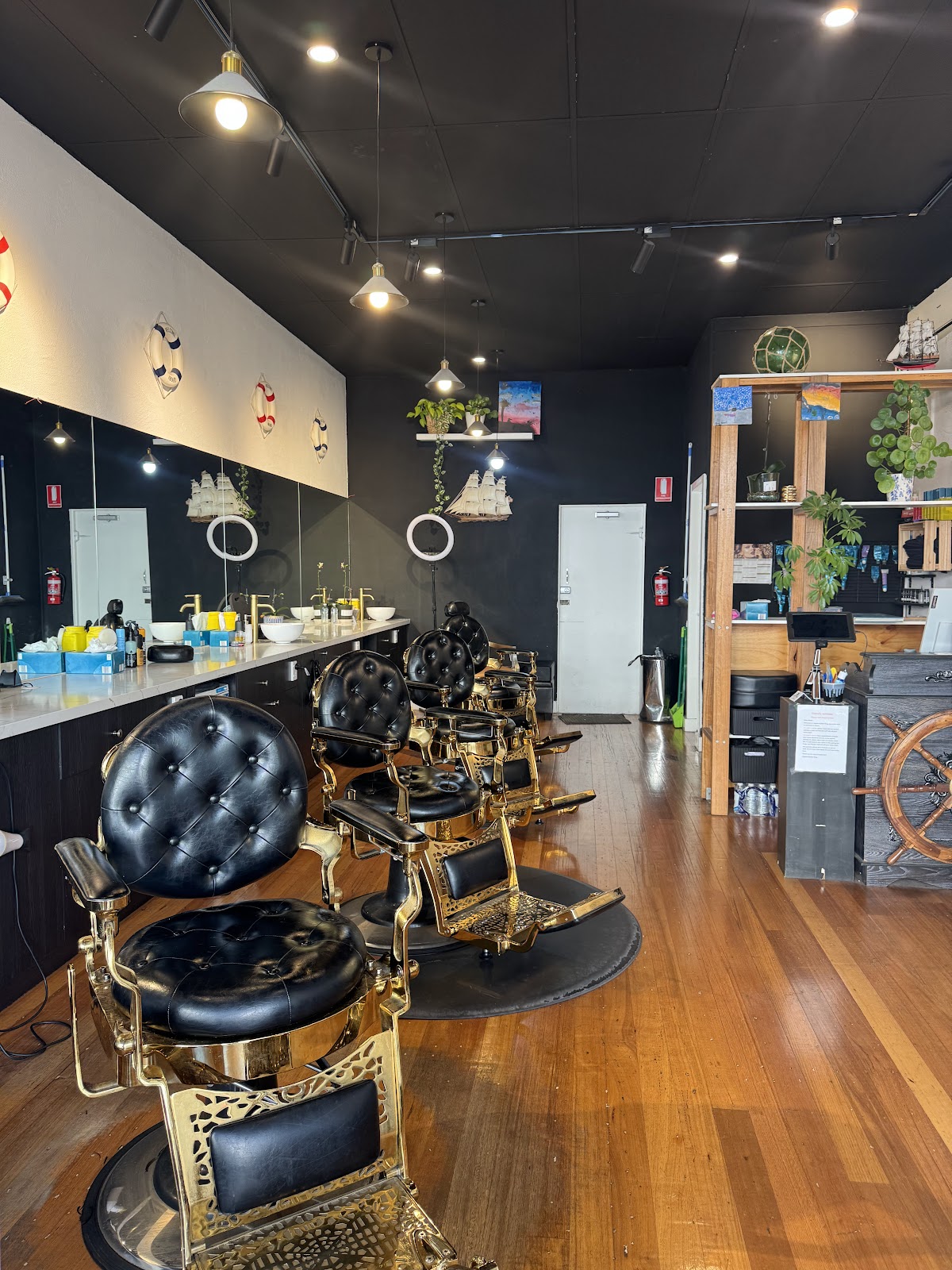 Captain Barber Shop Malvern photo 2
