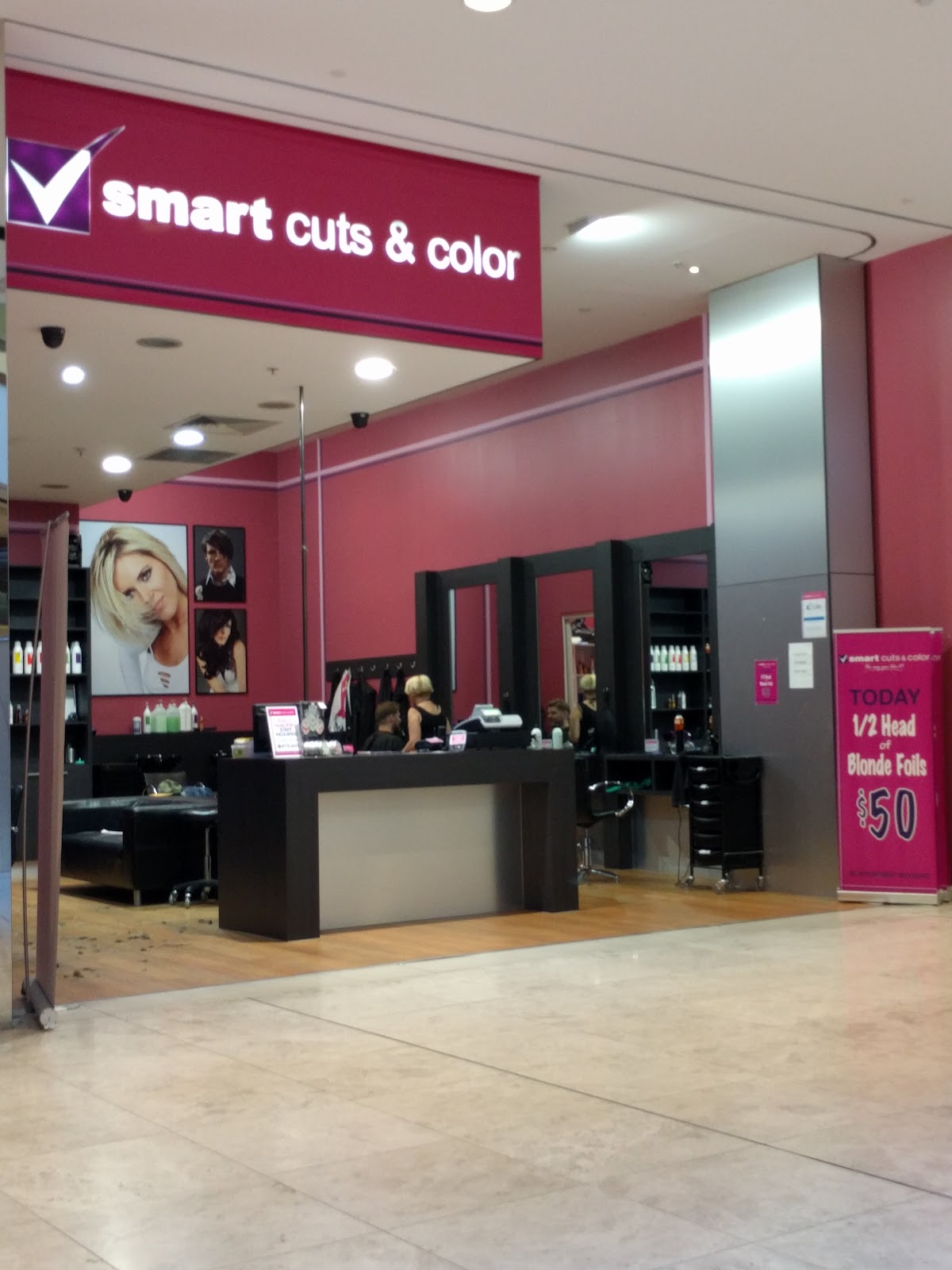 Smart Cuts & Color photo 1